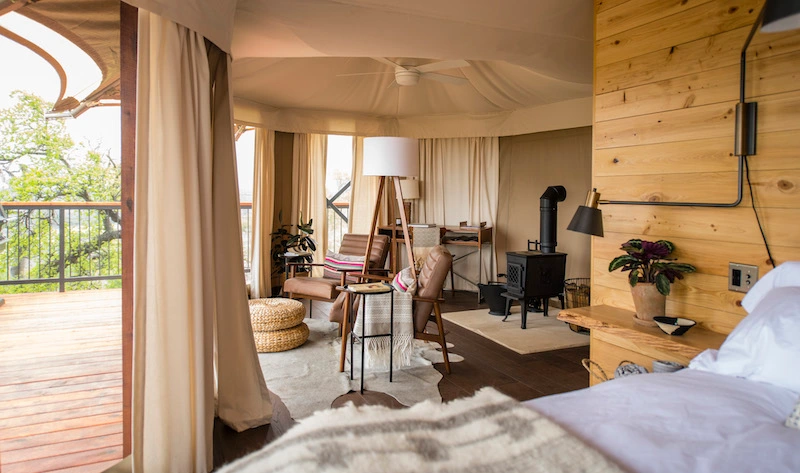 Why Glamping Resorts in Texas Are Ideal for Comfortable Family Adventures